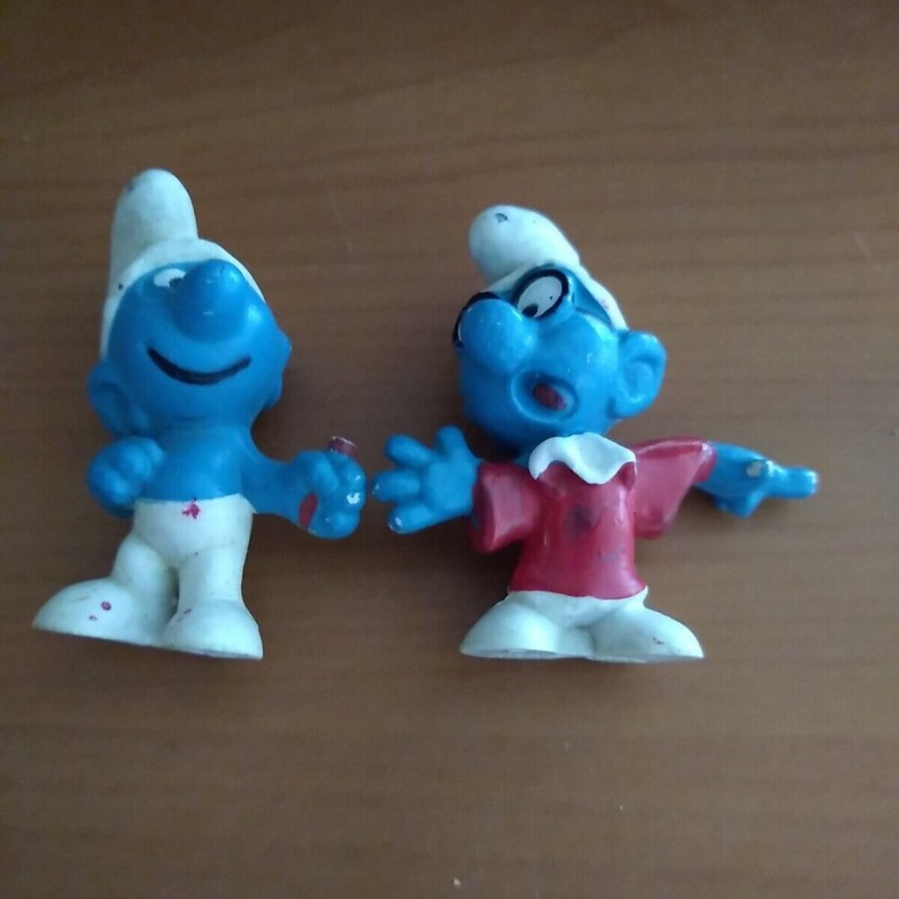 Peyo Schleich 1971 Judge Smurfs PVC Figurines 1.5" ( refer to pictures for used)
